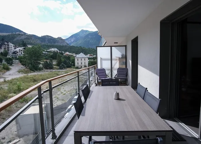 Superb Apt With Balcony In Briancon